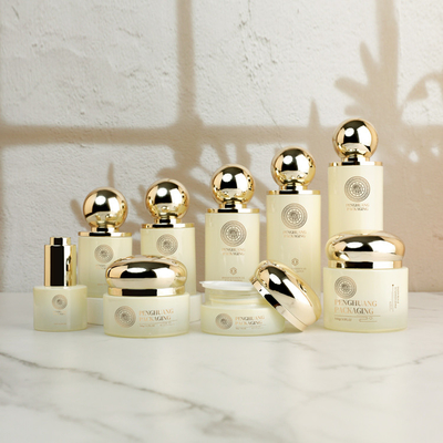 Özel Renkli Kozmetik Ambalaj Şişesi 50ml 100ml 120ml Etiket Baskısı