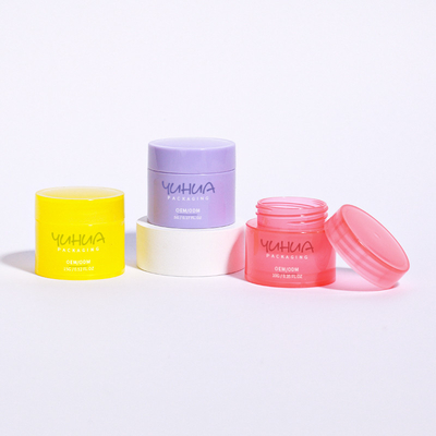 Özel Logo Plastik Ambalaj Kavanozları 5g 10g 15g Kapaklı Dudak Balomu Kavanozları