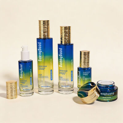 Çoklu boyut ve baskı seçeneklerine sahip, kozmetik ambalaj uygulamaları için tasarlanmış, özel logolu Plastik Ambalaj Şişeleri