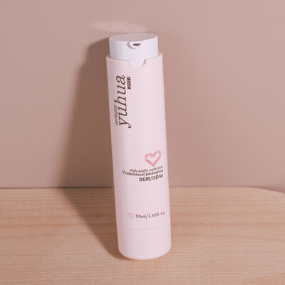 Hava pompası ve özel tasarımlı dayanıklı plastik losyon şişesi kozmetik ambalajı ve sıvı ürün depolaması için idealdir